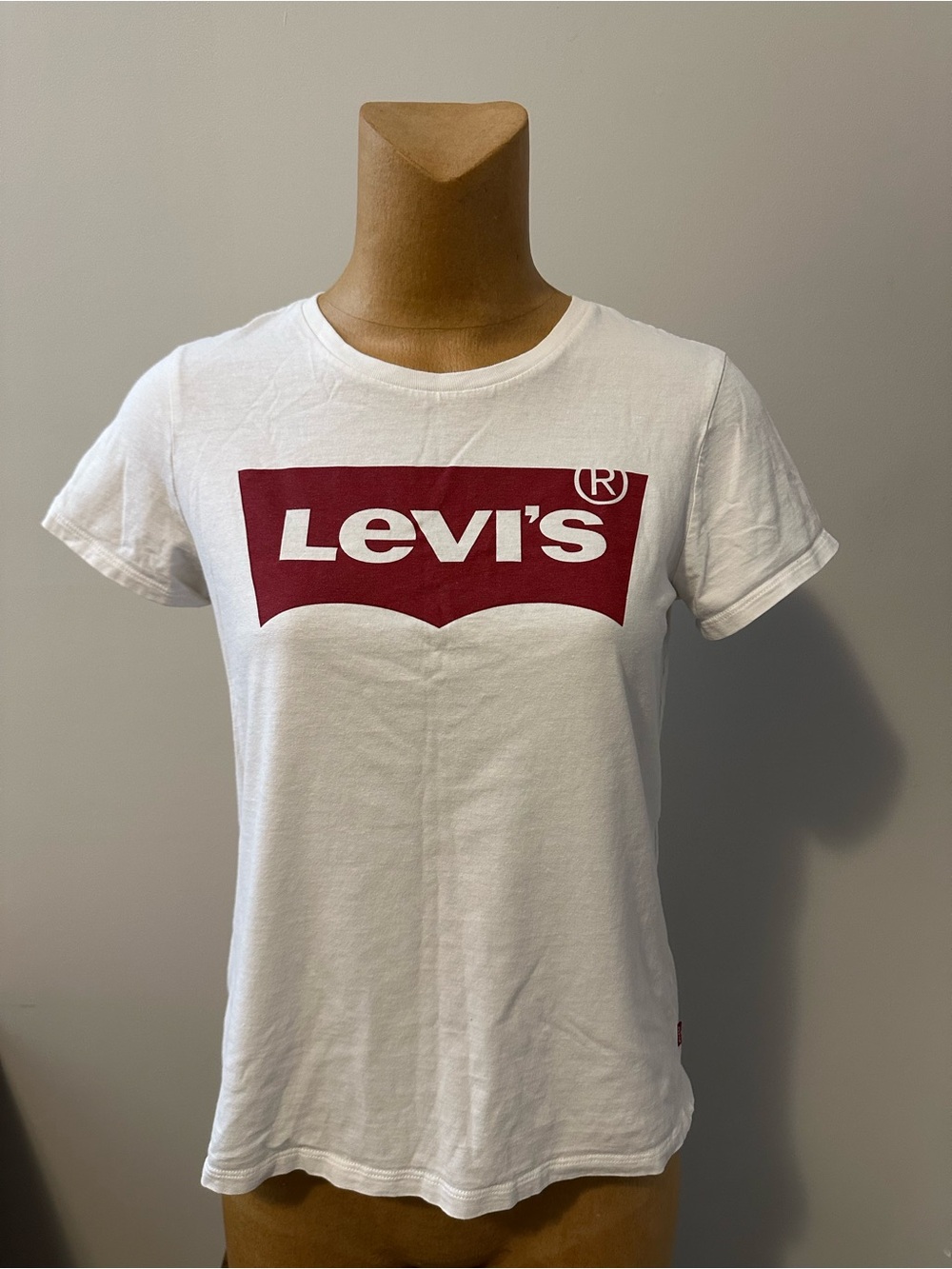Classic Levi's Women's White Tee